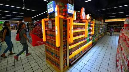 跟可口可乐学习 “四字” 生动化陈列!