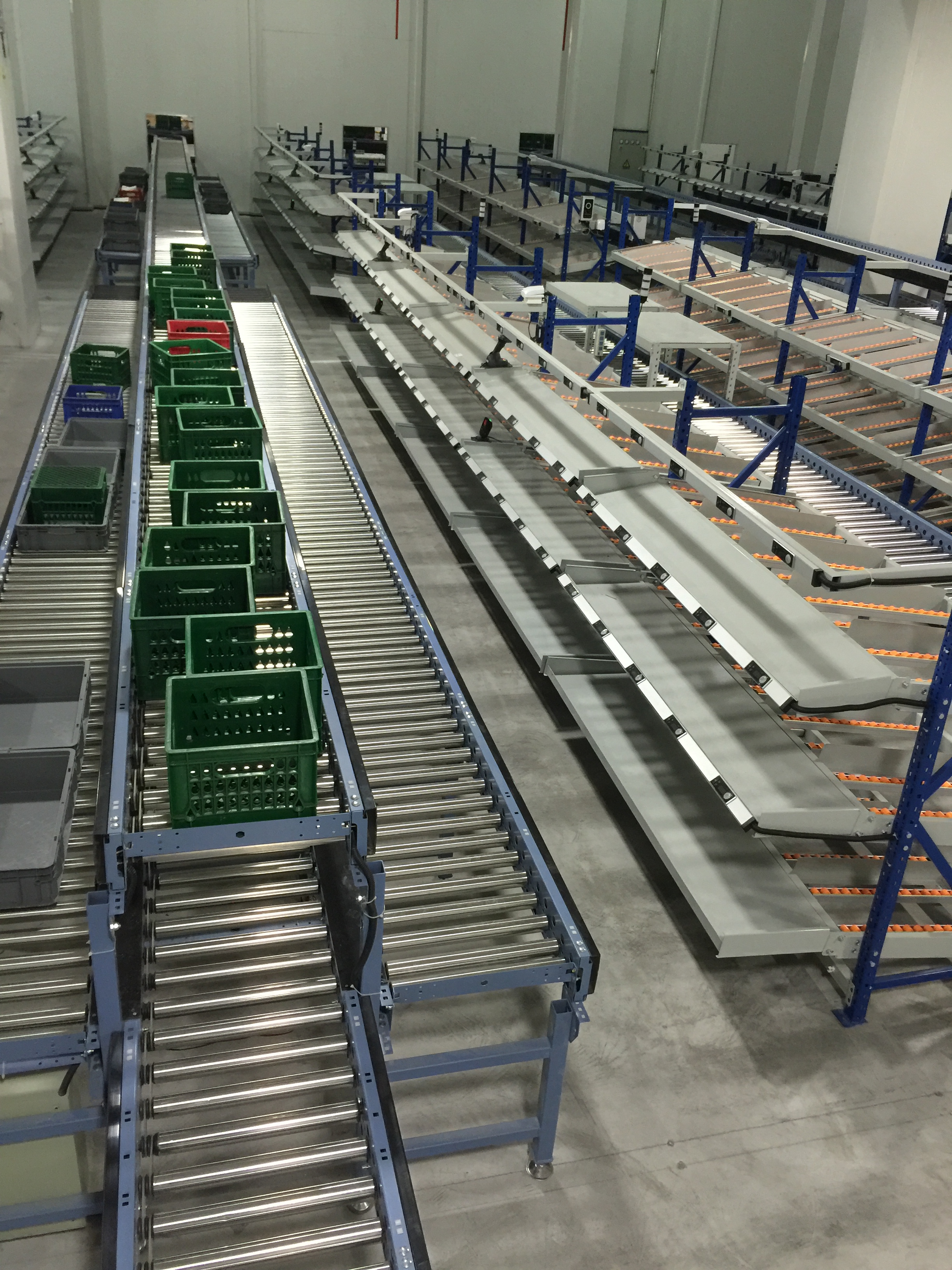 伸缩式输送线180度转弯机电商快递行业系统输送线动力滚筒输送线